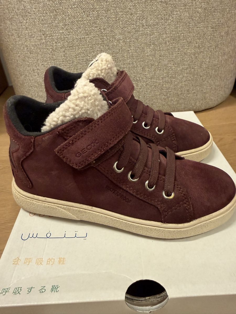Geox Schuhe für Mädchen: Geox Schuhe Gr. 31 – Gebraucht aus St. Gallen von gat_kp29 1