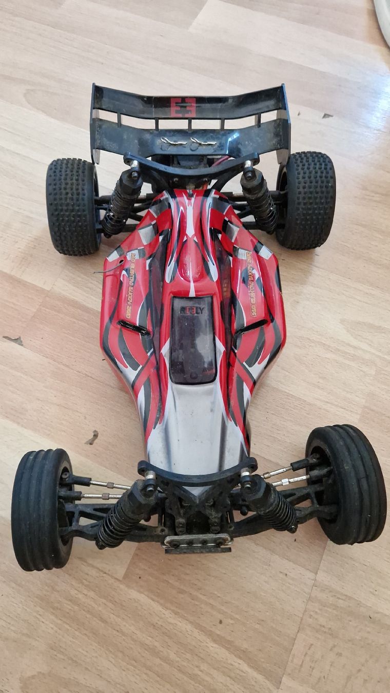 RC Modellbau: 1:10 Elektro Buggy 2WD RC Auto – Gebraucht aus Zürich von Arianco
