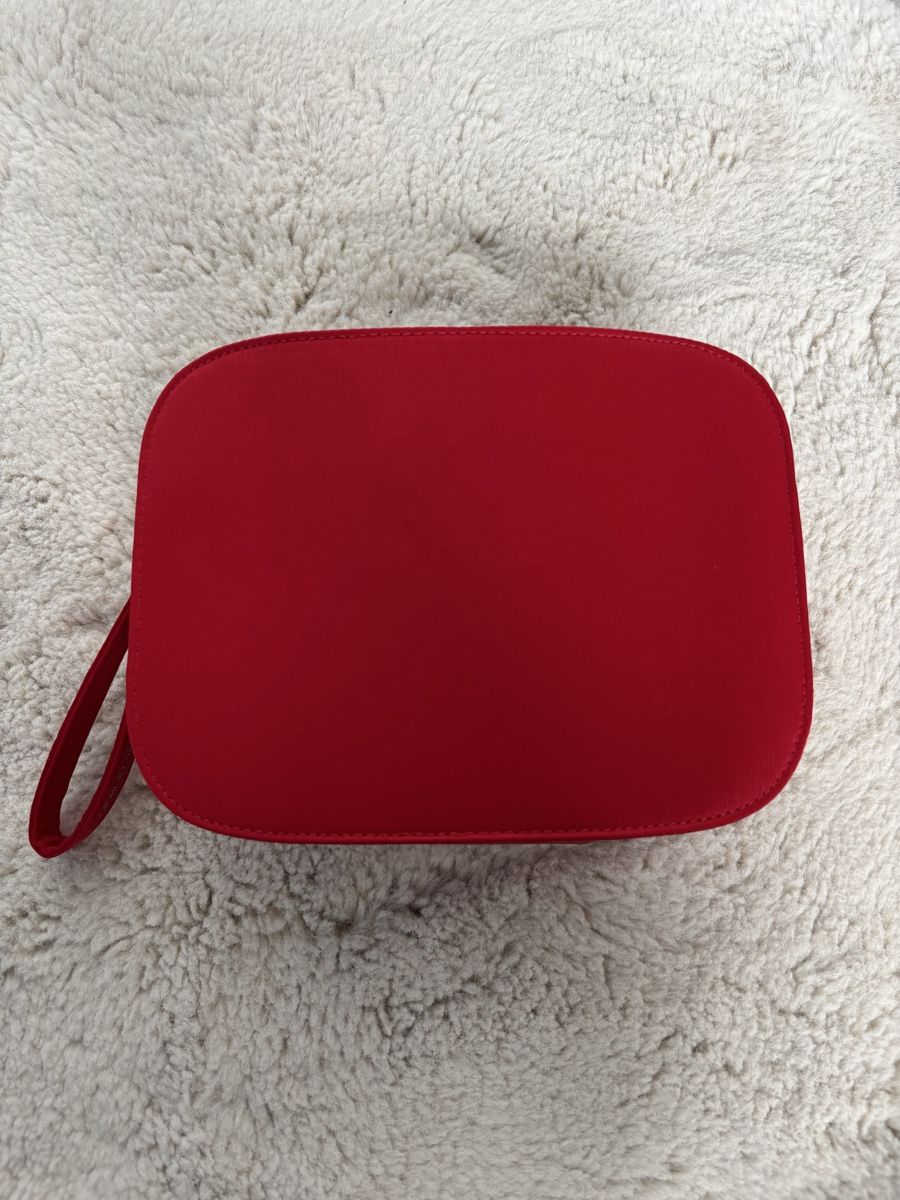 Custodie per cosmetici: Giorgio Armani Necessaire – Nuovo (secondo la descrizione) da Steinmaur venduto da aly_mhs6 4