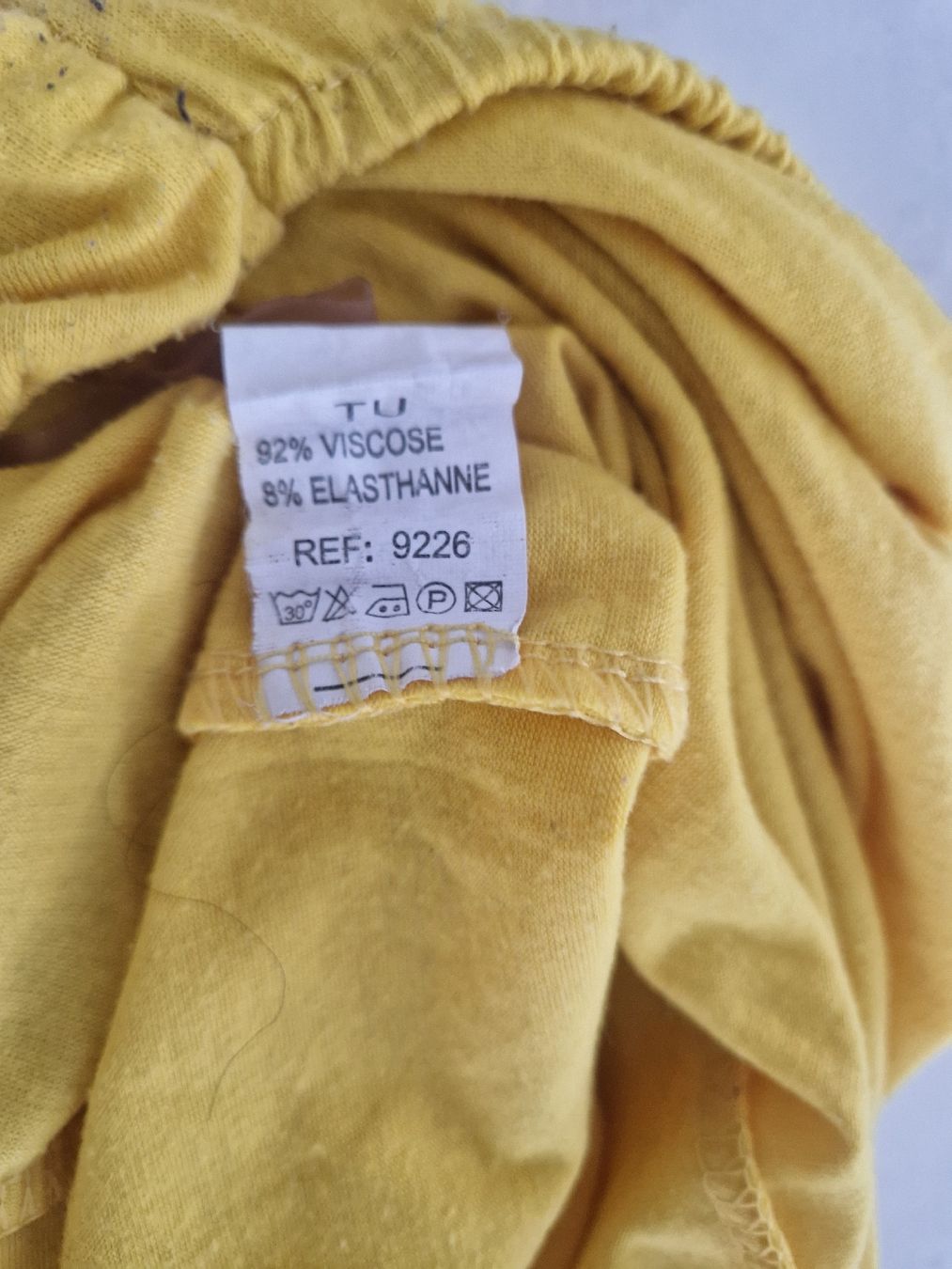 Tops: Yellow Strapless Top Viscose  – Gebraucht aus Bassersdorf von DonSolo 2