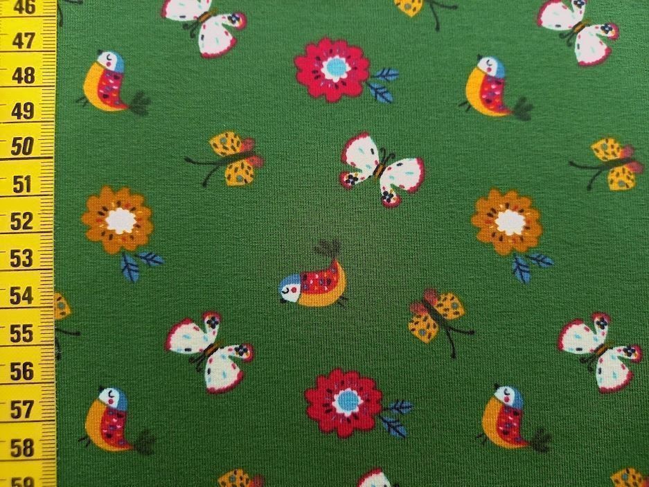 Stoffe: Jersey Wiesentiere grün – Neu und originalverpackt aus Winterthur von Kimbana