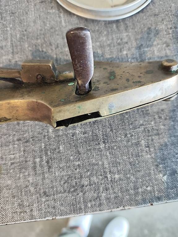 Alle Werkzeuge: Antiker Aderlass-Schnepper  Messing, 18./19. Jh. – Gebraucht aus Herisau von hueblaetz 3
