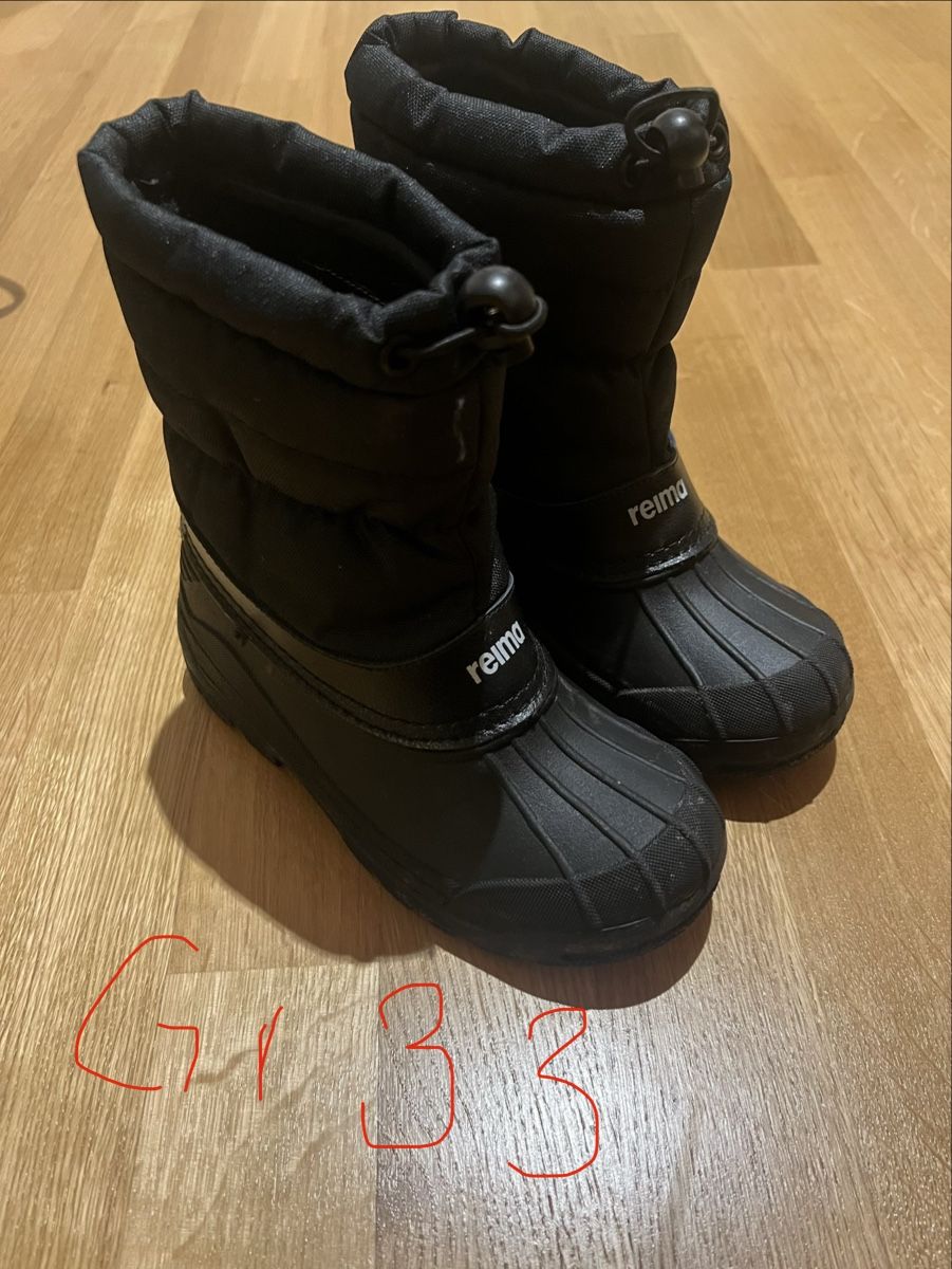 Reima Chaussures garçon: Winterstiefel Gr 33 – D'occasion à Rüschlikon par SissiA79