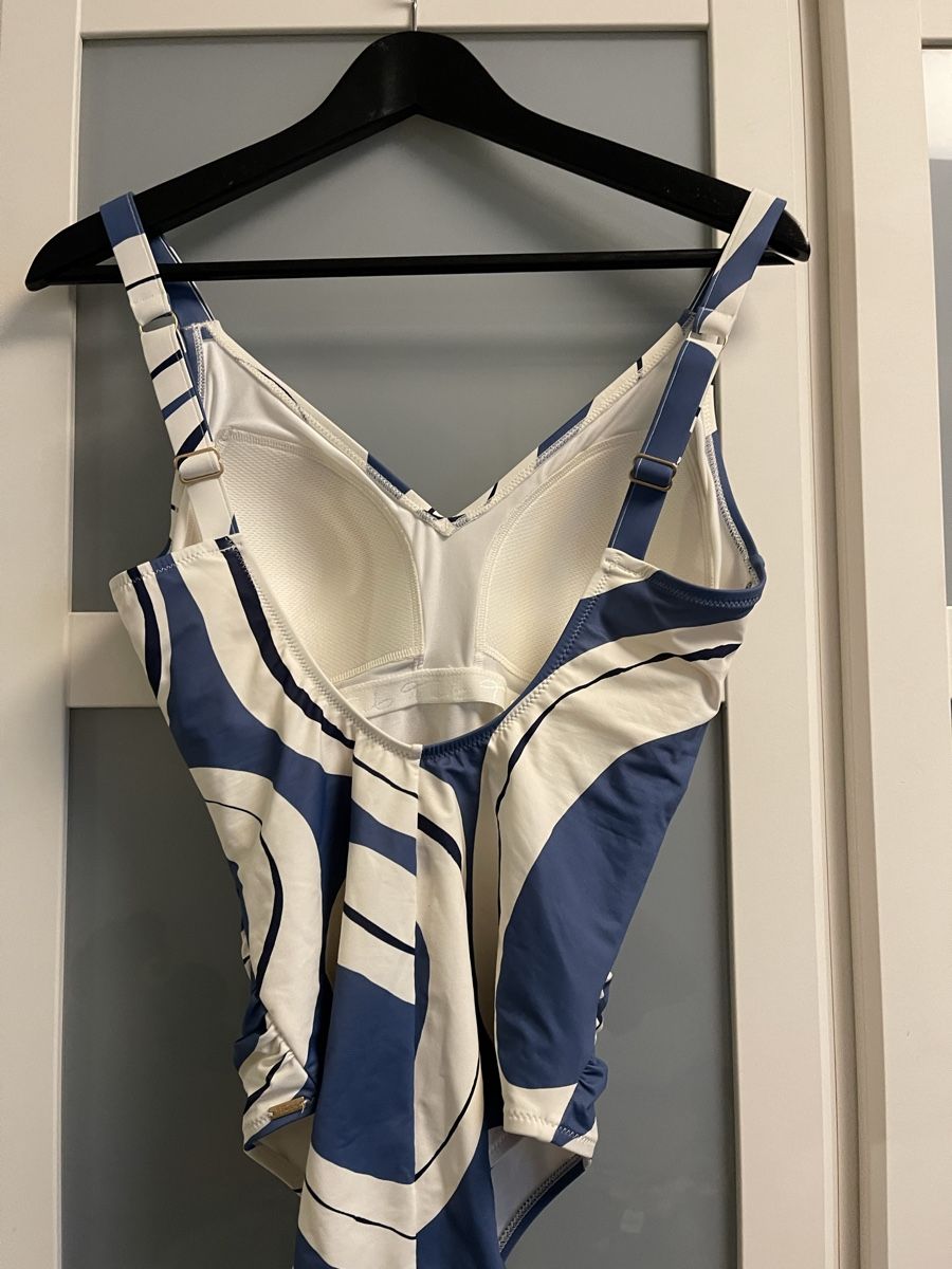Triumph Costumi da bagno & Bikini: Neue Einteilige Bade Kostüm – Nuovo (secondo la descrizione) da Zürich venduto da favdiu11 6