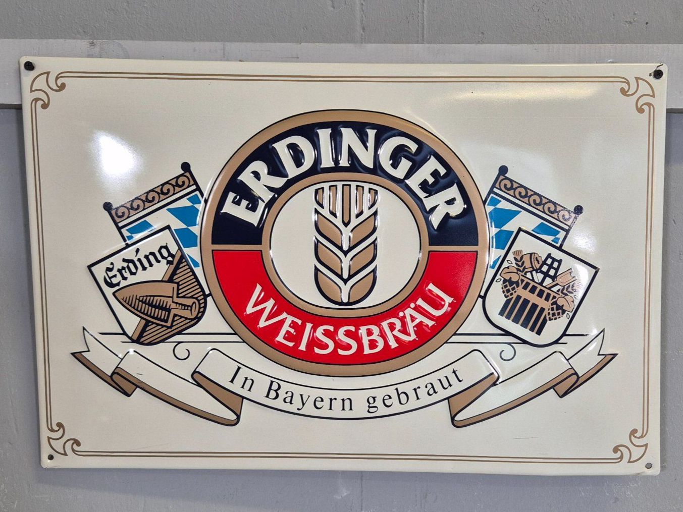 Insegne: Erdinger Weissbräu Relief Werbeschild Blechschild Schild – Usato da Nottwil venduto da Wondewa-Shop