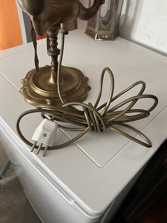 Lampade: Antike Tischlampe  – Usato da St.Gallen venduto da Piran65 3
