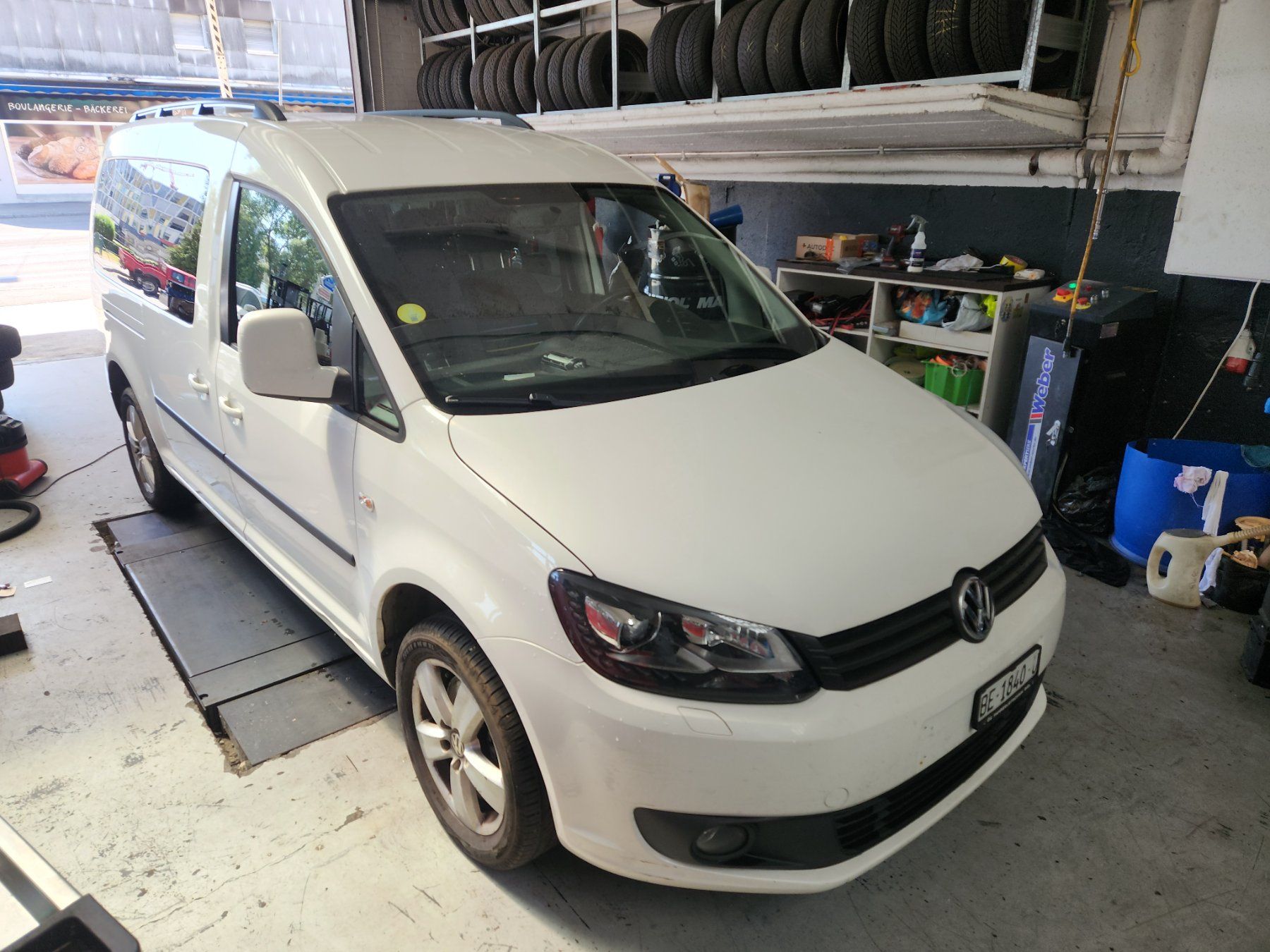 VW Automobili: Volkswagen Caddy Maxi 1.6Tdi Jh 2014 – Usato da Biel/Bienne venduto da 300ccc 1