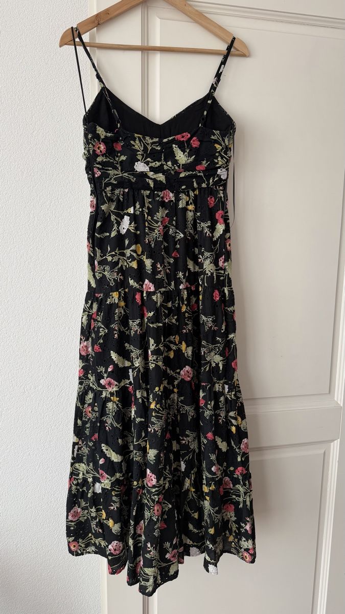 Zara Vestiti: Robe longue Zara – Usato da Rolle venduto da yosra_RM