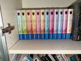 Red Hill Bücher Kette