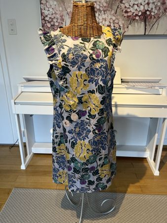 Sommerliches Kleid von Caractere, 38