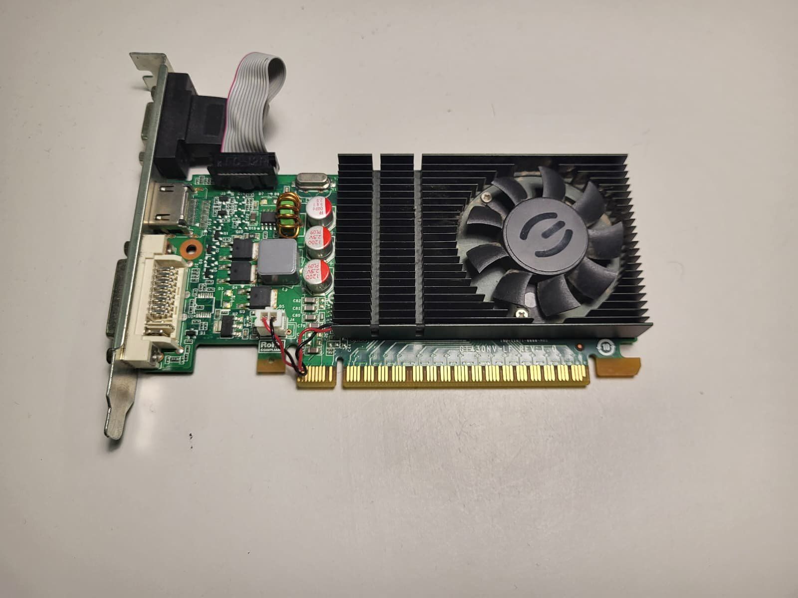 Schede grafiche: GeForce GT430 1Gb DDR3 – Usato da Chavannes-Renens venduto da Tume1807