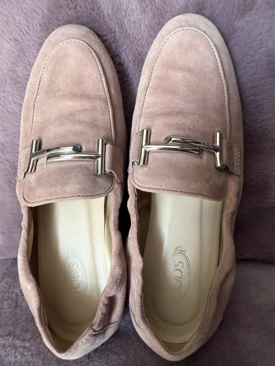 Tod'S Damenschuhe: TOD'S Mocassins en daim rose 37 – Gebraucht aus Aire-la-Ville von Luxury_dressing