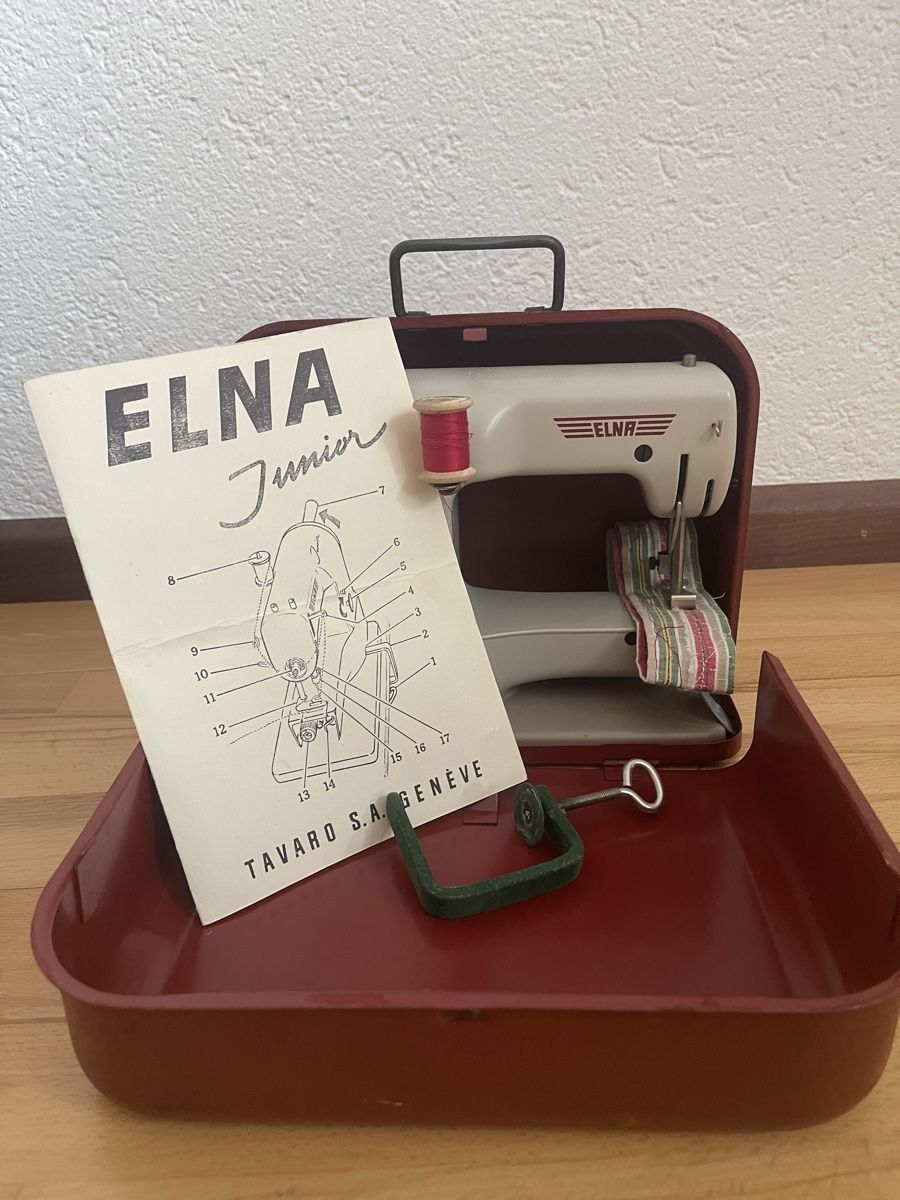 Elna Macchine da cucire: Kindernähmaschine ELNA – Usato da Känerkinden venduto da Naebedra
