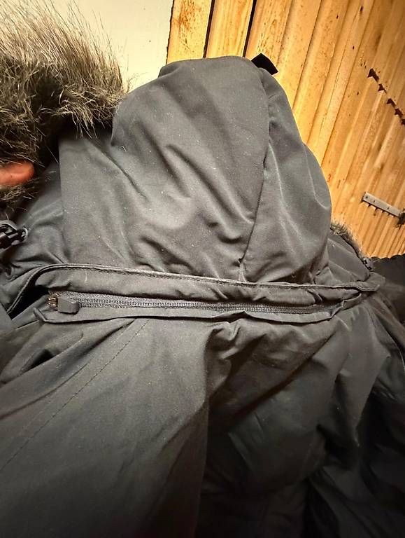 Giacche: VESTE SUPERDRY – Usato da Plan-les-Ouates venduto da wil_8h7k 3