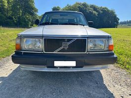 Volvo 240 Classic Car 1989