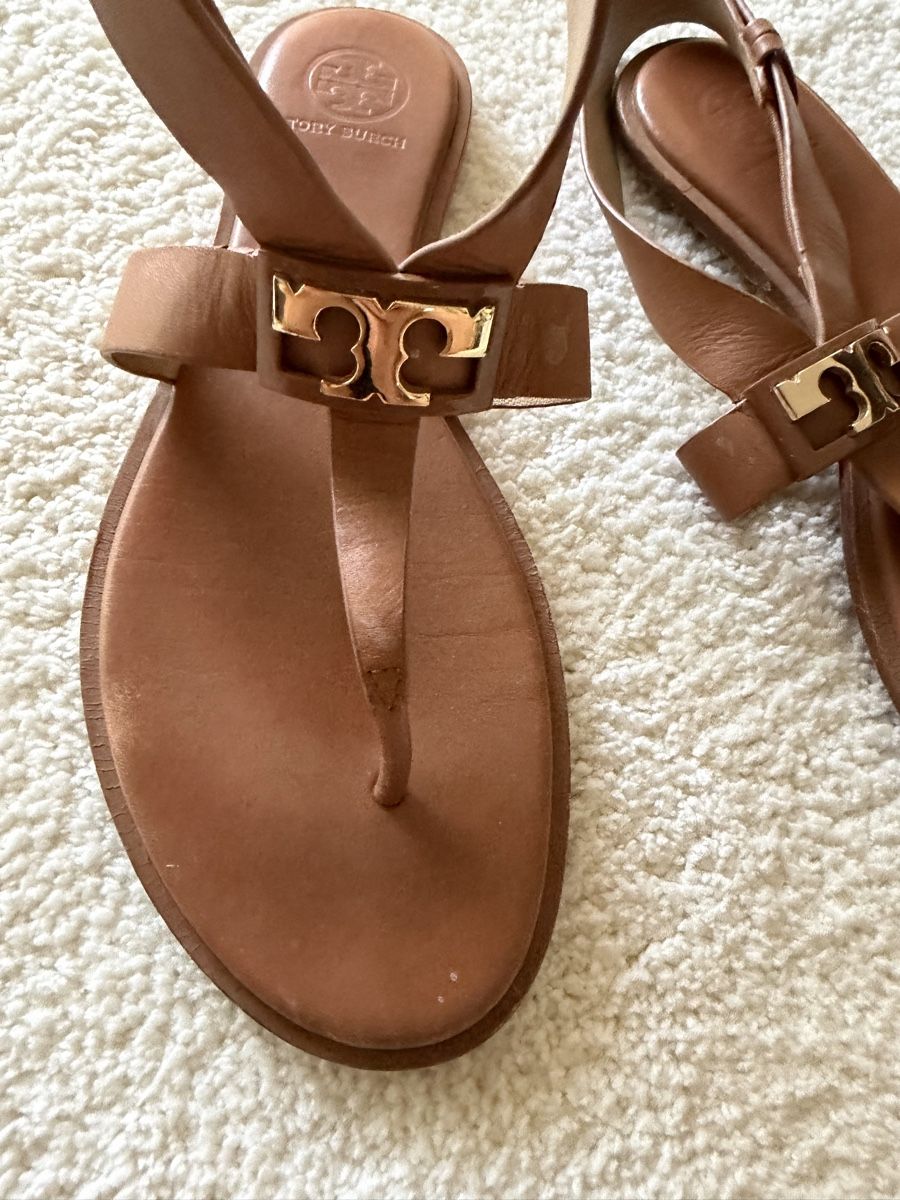 Tory Burch Scarpe da uomo: Tory Burch sandali cuoio taglia 7.5 usati – Usato da Lugano venduto da can_xdd8 2
