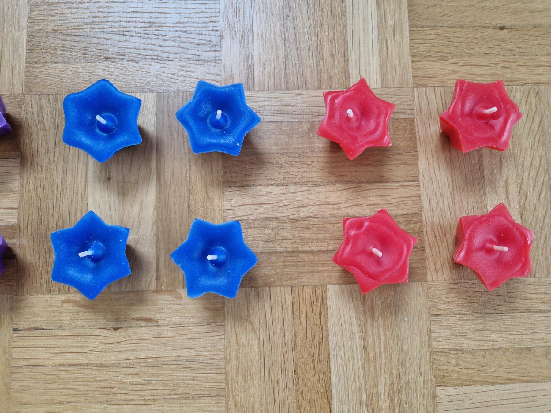 Candele: 16 farbige Weihnachtskerzen (Sternform) – Nuovo (secondo la descrizione) da Zürich venduto da yro_qvz7 2