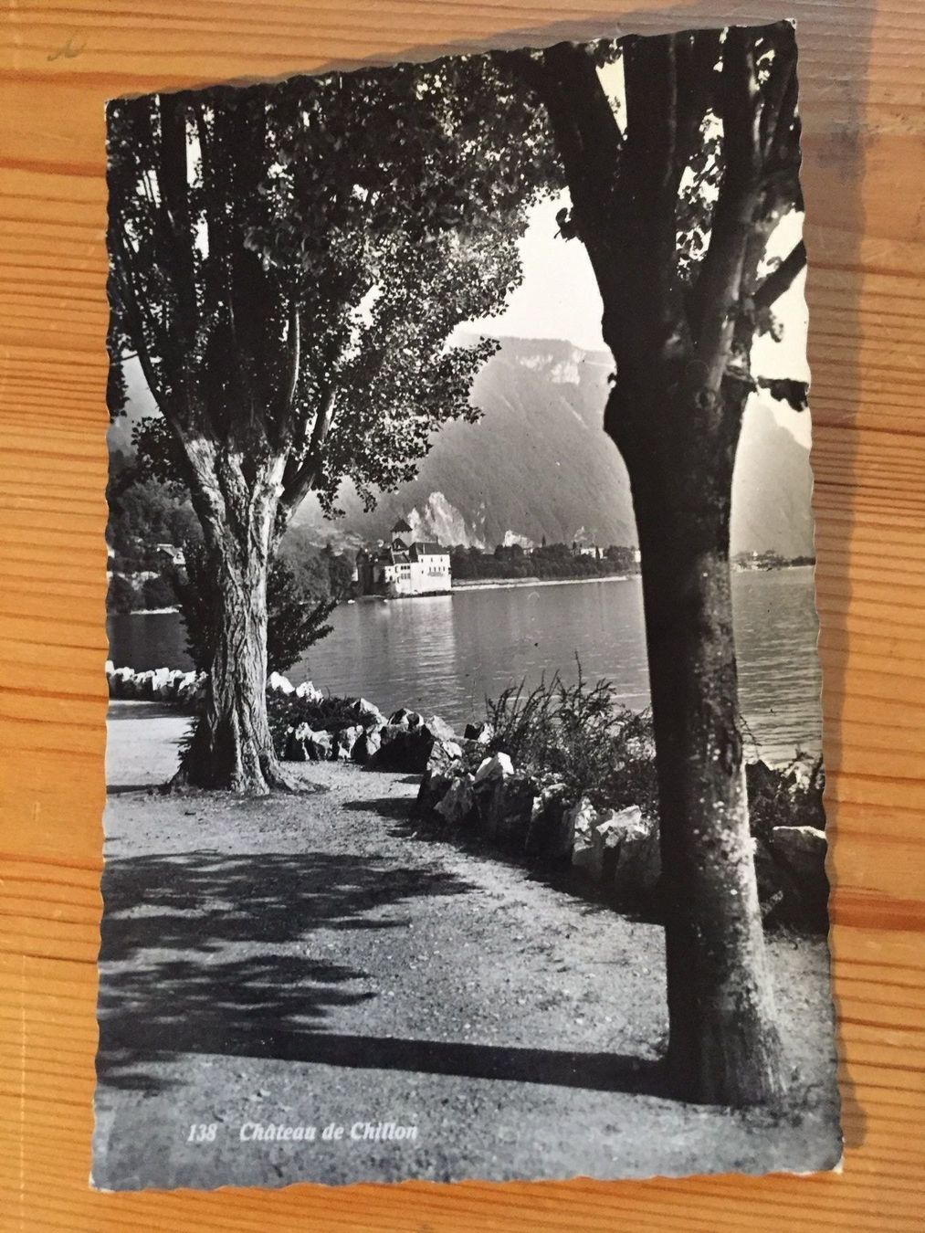 Cartoline postali: Chillon - Le Château - AK 1960 – Usato da Oberuzwil venduto da Henri09