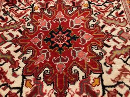 Wunderbarer feiner Spezial Grösse Heriz aus Persien 82x145cm