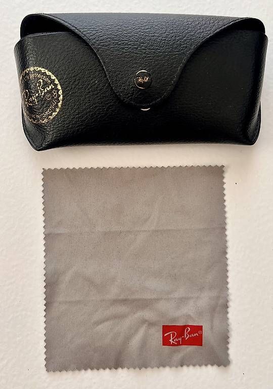 Altro in  Abbigliamento & Accessori: Brillen & Etui , alles einzeln erhältlich  – Usato da Trimbach venduto da D-EM 3