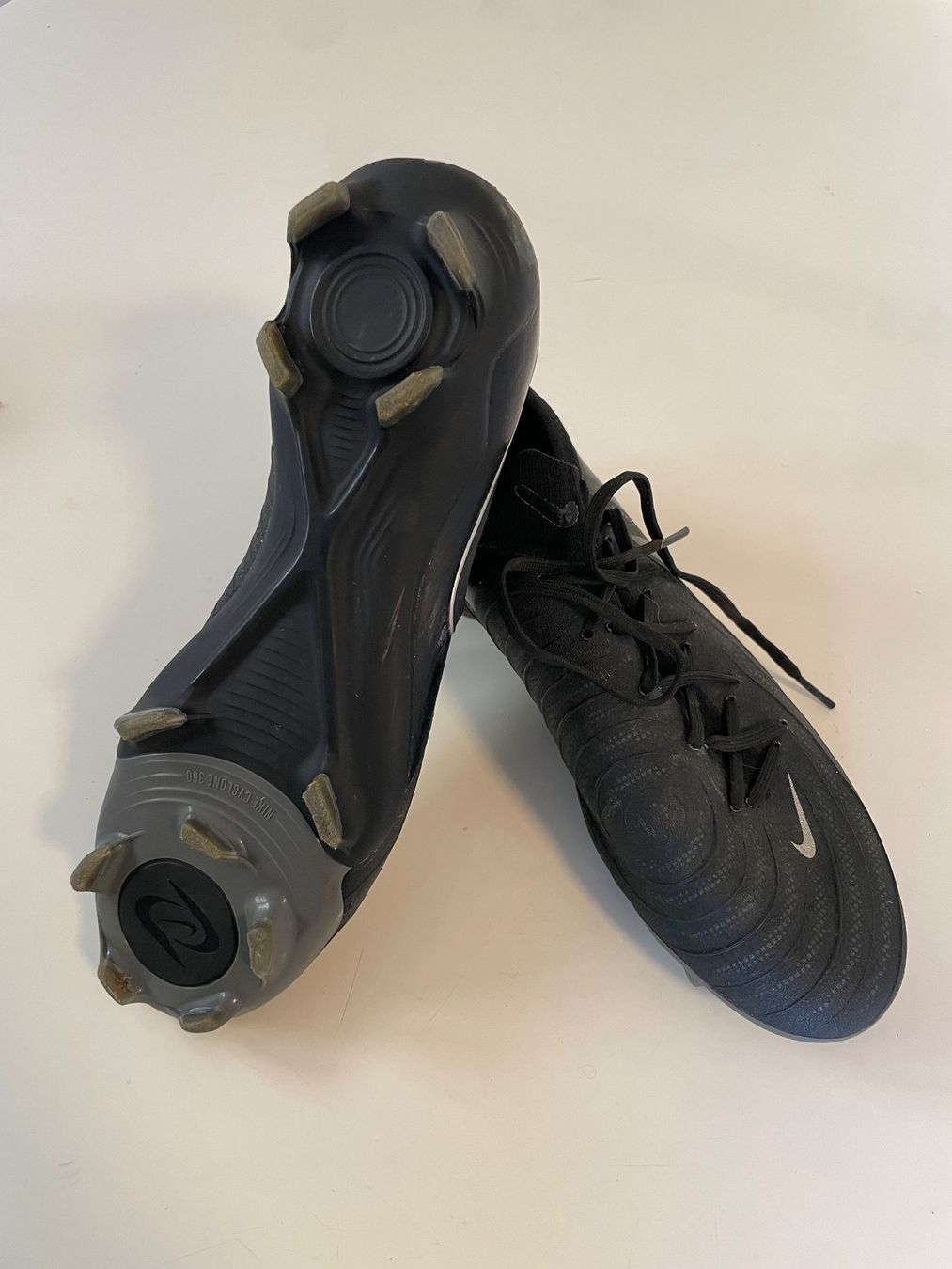 Schuhe für Jungen: Fussballschuh 41 – Gebraucht aus Tentlingen von steffschw 1