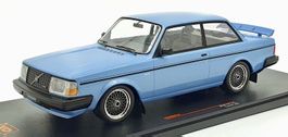 VOLVO 240 TURBO CUSTOM 1985, HELLBLAU, MASSSTAB 1:18