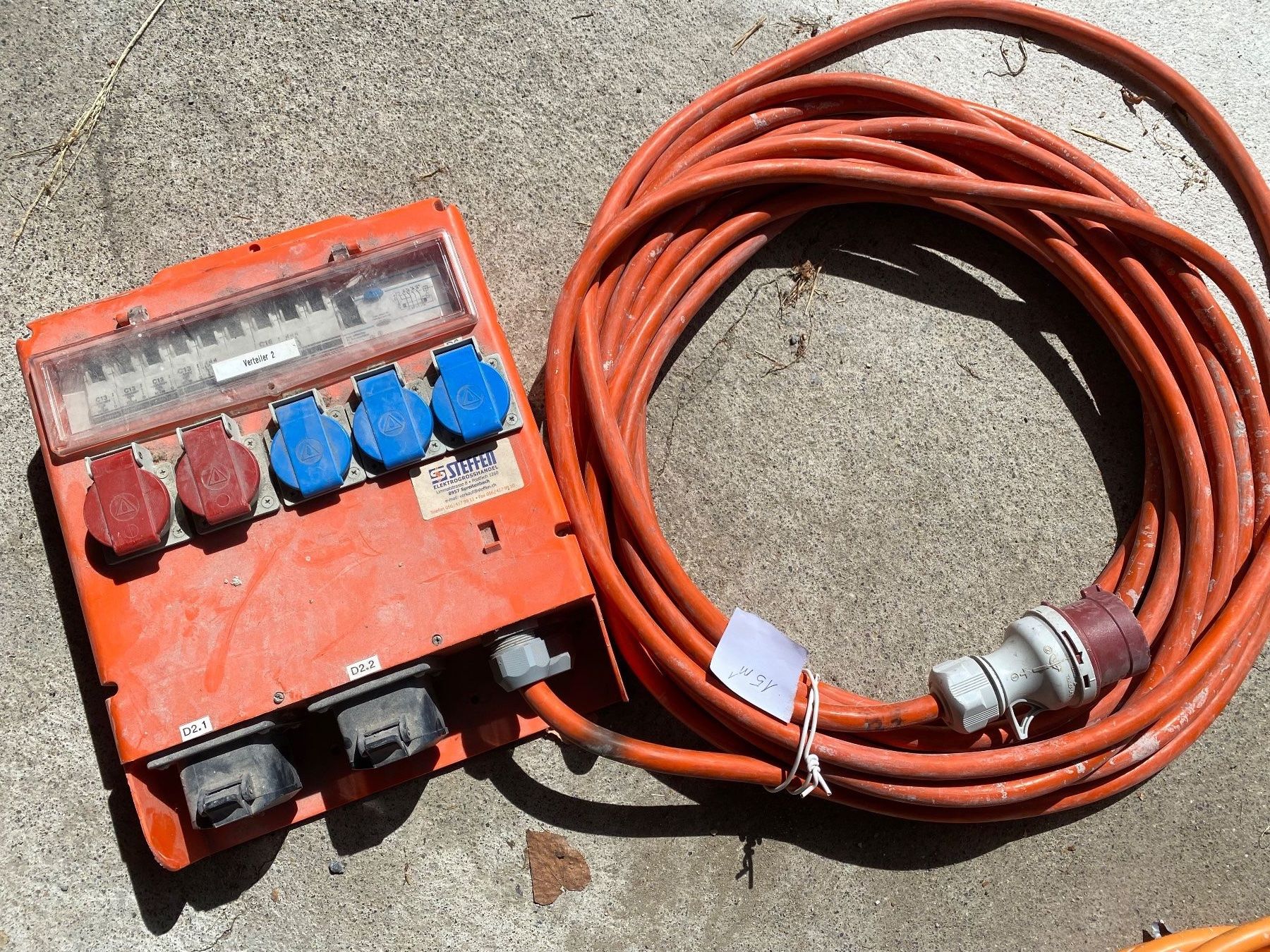 Elettrotecnica: Stromverteiler mit 15m Kabel – Usato da Hinwil venduto da hasuka