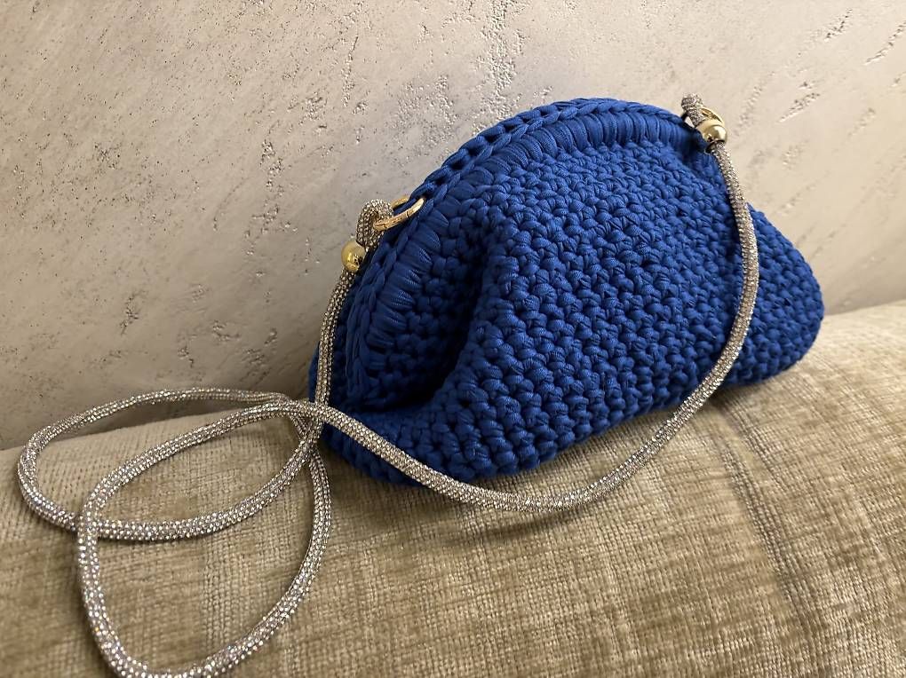 Borse da donna: Selbst gehäkelte Clutch Bag – Nuovo (secondo la descrizione) da Hinwil venduto da camposlu 2