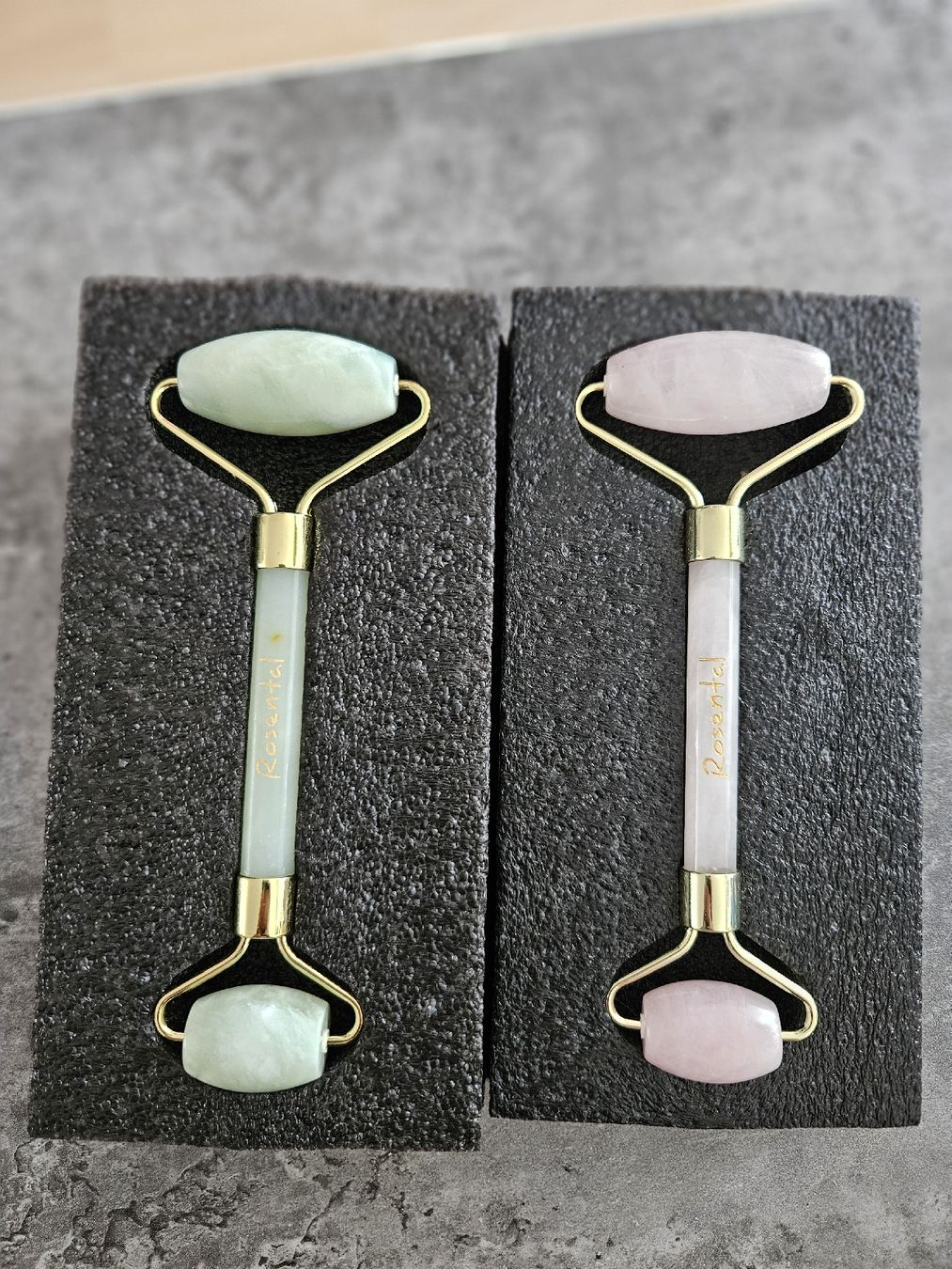 Cura del viso: Jade und Rosaquarz Roller – Usato da Winterthur venduto da Nenya1