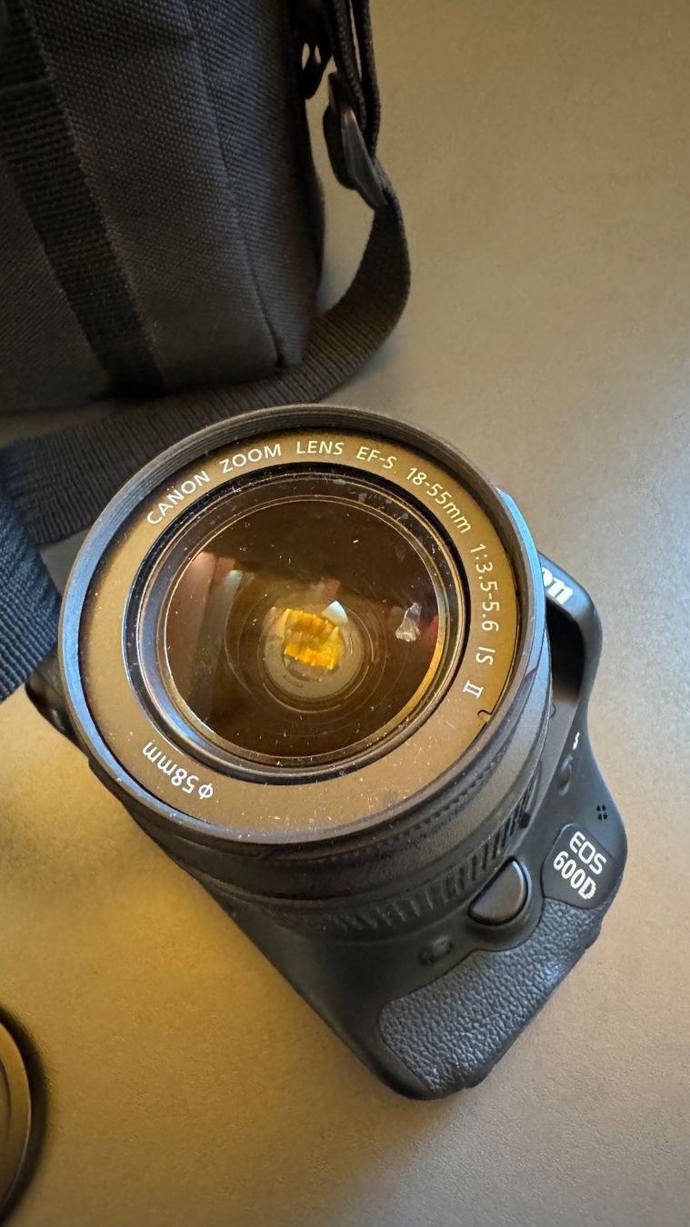 Canon Appareil photo: Kamera Canon  EOS 600D – D'occasion à Spiez par pet_5njm 2