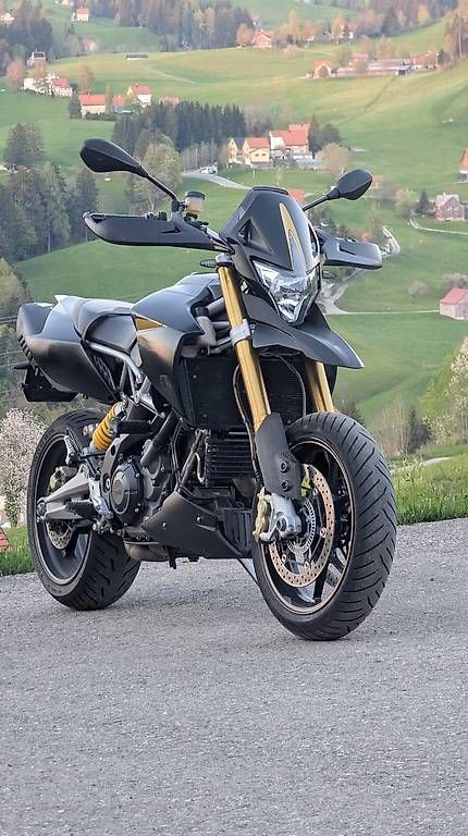 Strada: Aprilia Dorsoduro 1200 – Usato da Trogen venduto da hot-dog 1