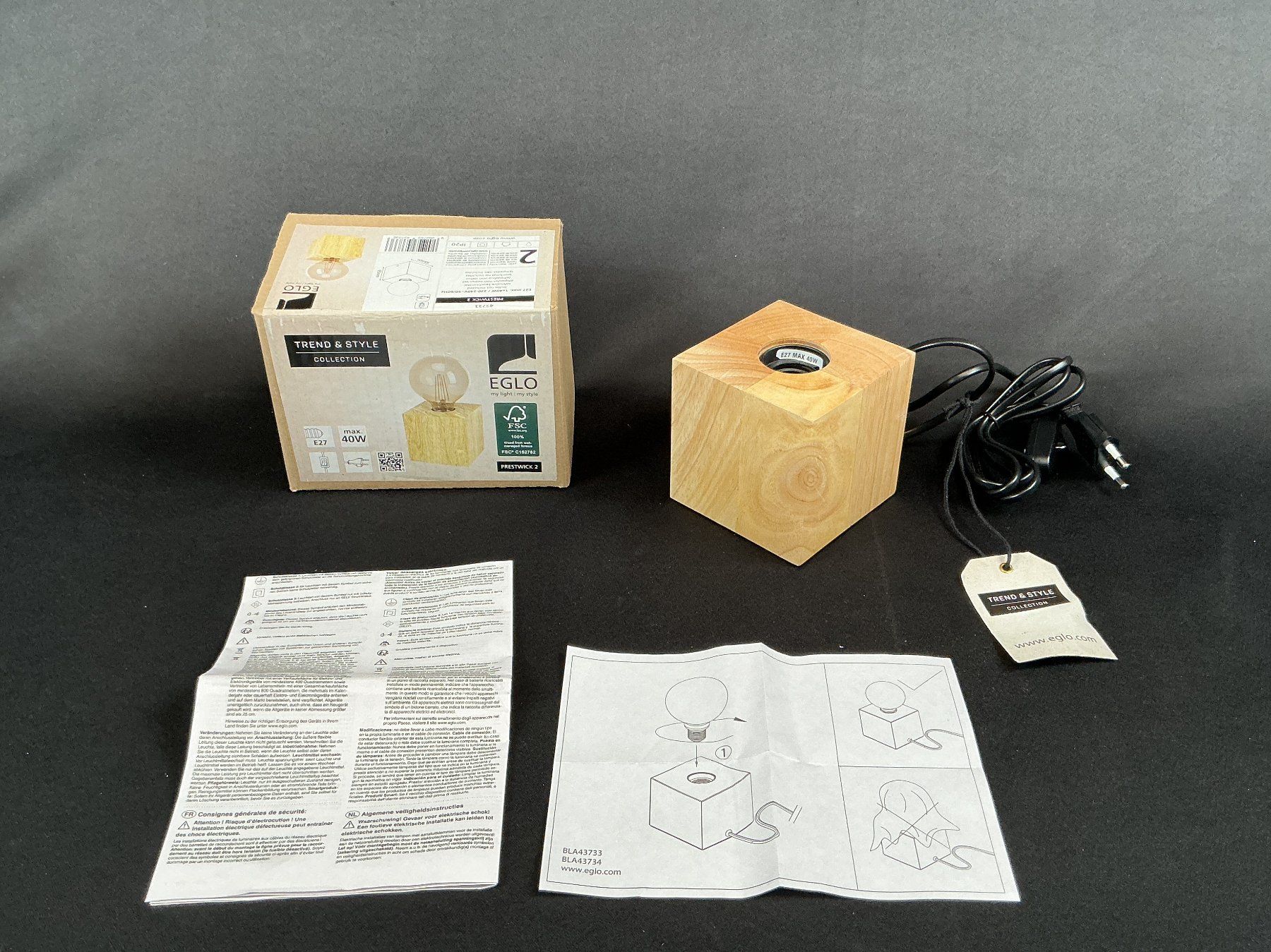 Eglo Lampade: EGLO Tisch - Lampe – Nuovo (secondo la descrizione) da Richterswil venduto da Restwert_Richterswil