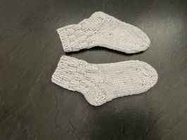 Handgestrickte Kinder - Socken Gr. 24/25 Fusslänge 15 cm