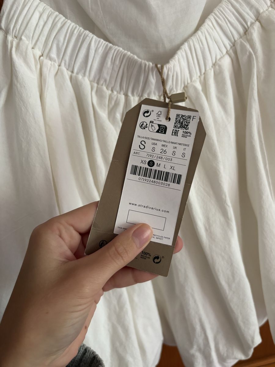 Stradivarius Vestiti: White short dress – Nuovo e nell'imballaggio originale da Grindelwald venduto da juliacieeslak 2
