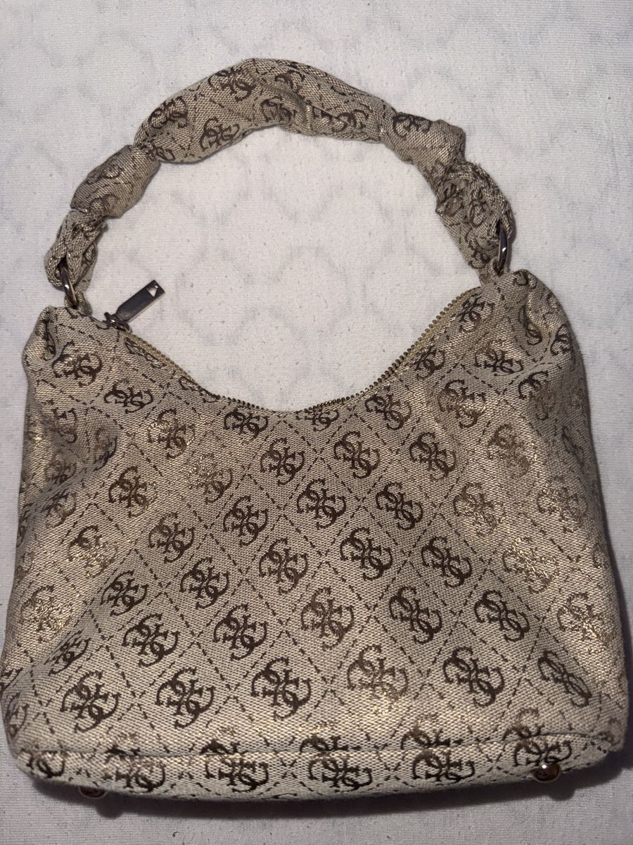 Guess Taschen für Damen: Guess Velina Handtasche – Neu (gemäss Beschreibung) aus Zürich von Koller.S 1