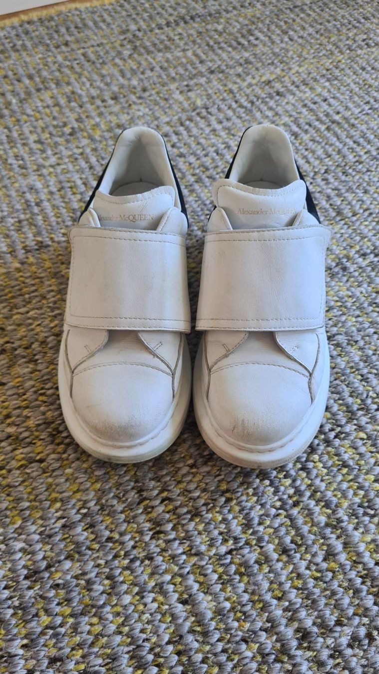 Alexander Mcqueen Schuhe für Mädchen: Alexander Mcqueen Schuhe – Gebraucht aus Thalwil von illesreka