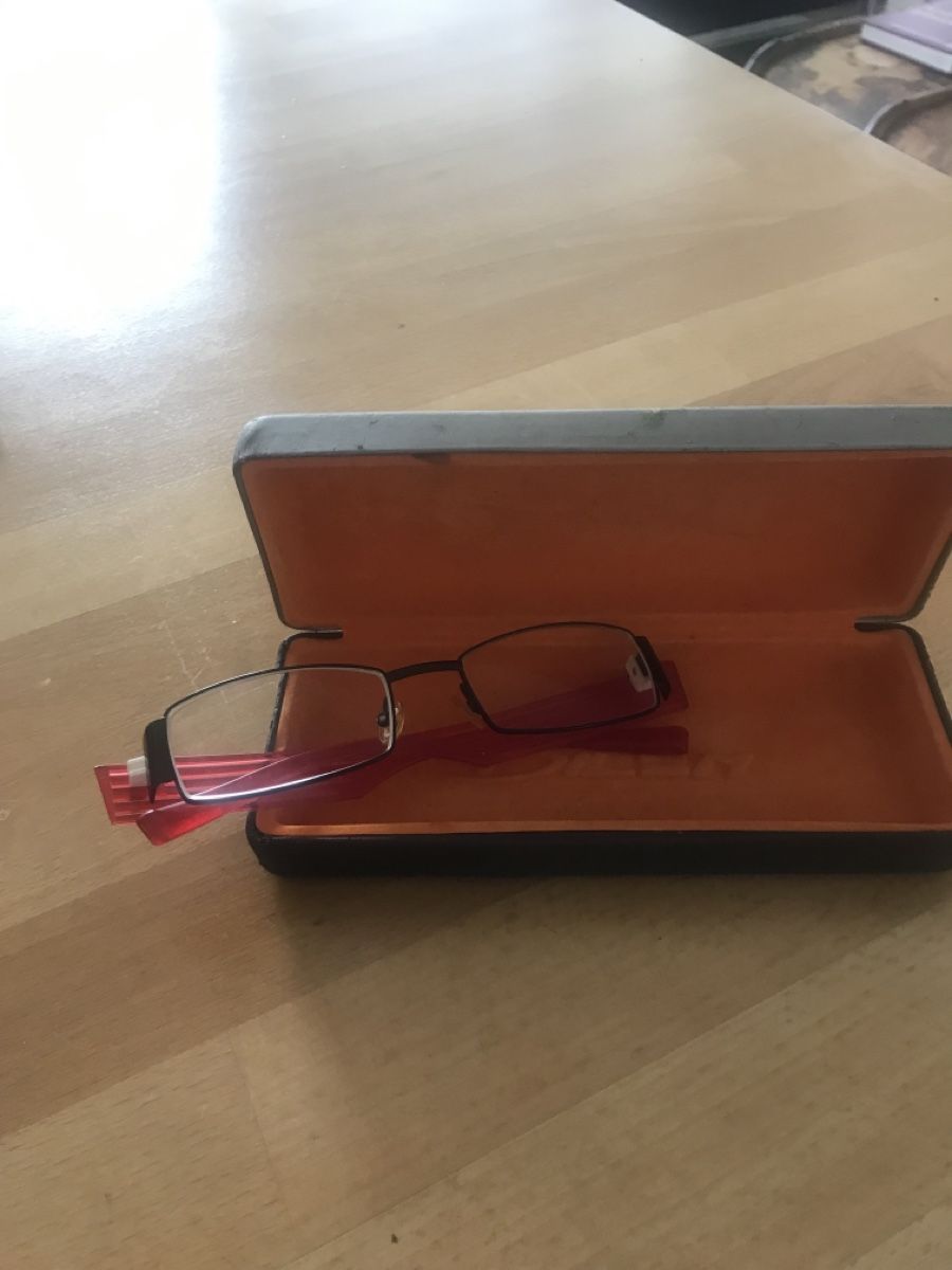 Dilem Occhiali & Lenti: Dilem Brille – Usato da Bern venduto da Joeschi