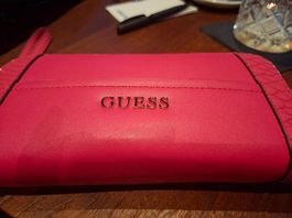 Guess Neu