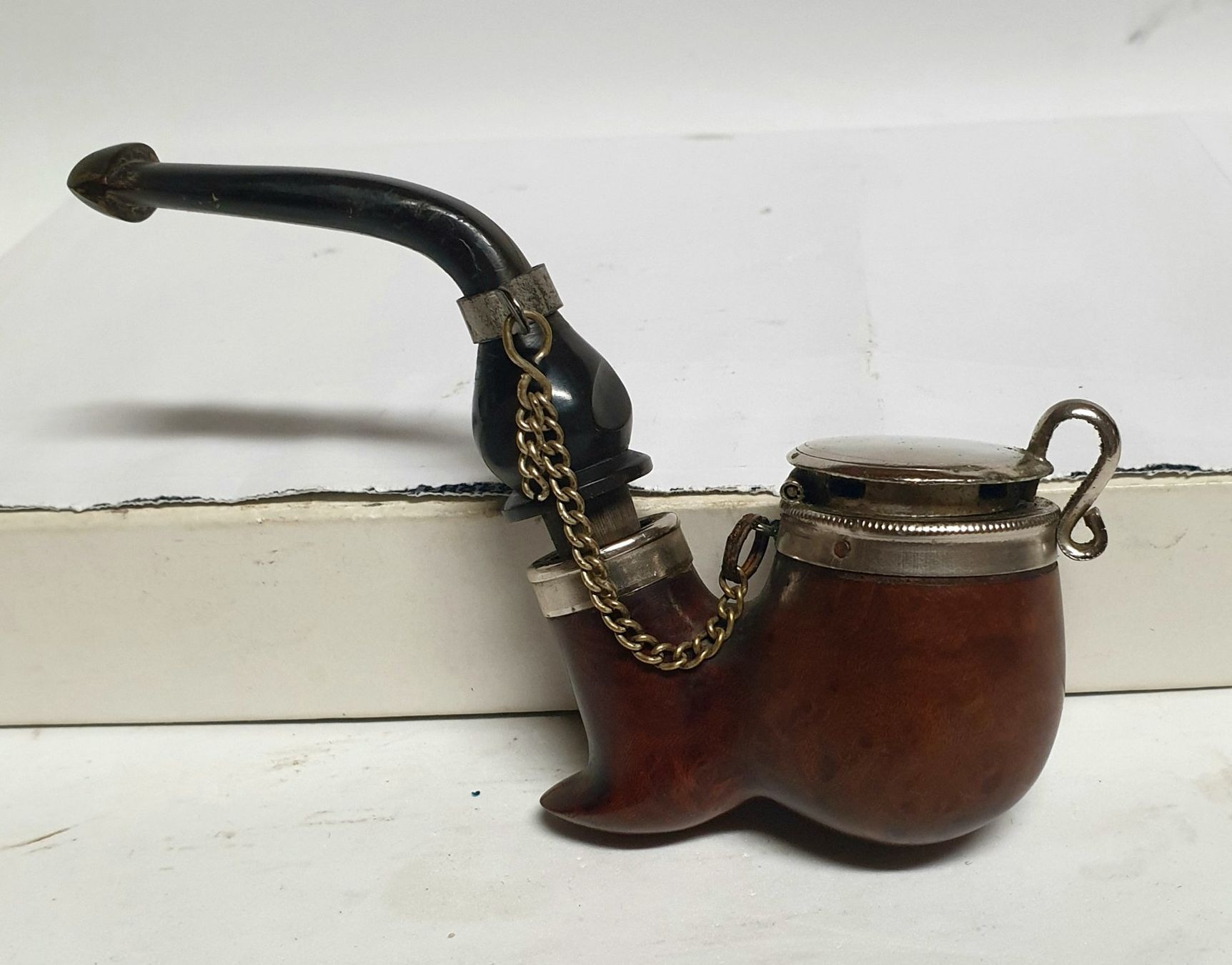Pipes & Accessoires: Alte berauchte Schweizer Tabakpfeife Bauernpfeife – D'occasion à Tüscherz-Alfermée par Newpad