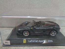 Altaya 1:43 Ferrari LaFerrari Aperta 2016