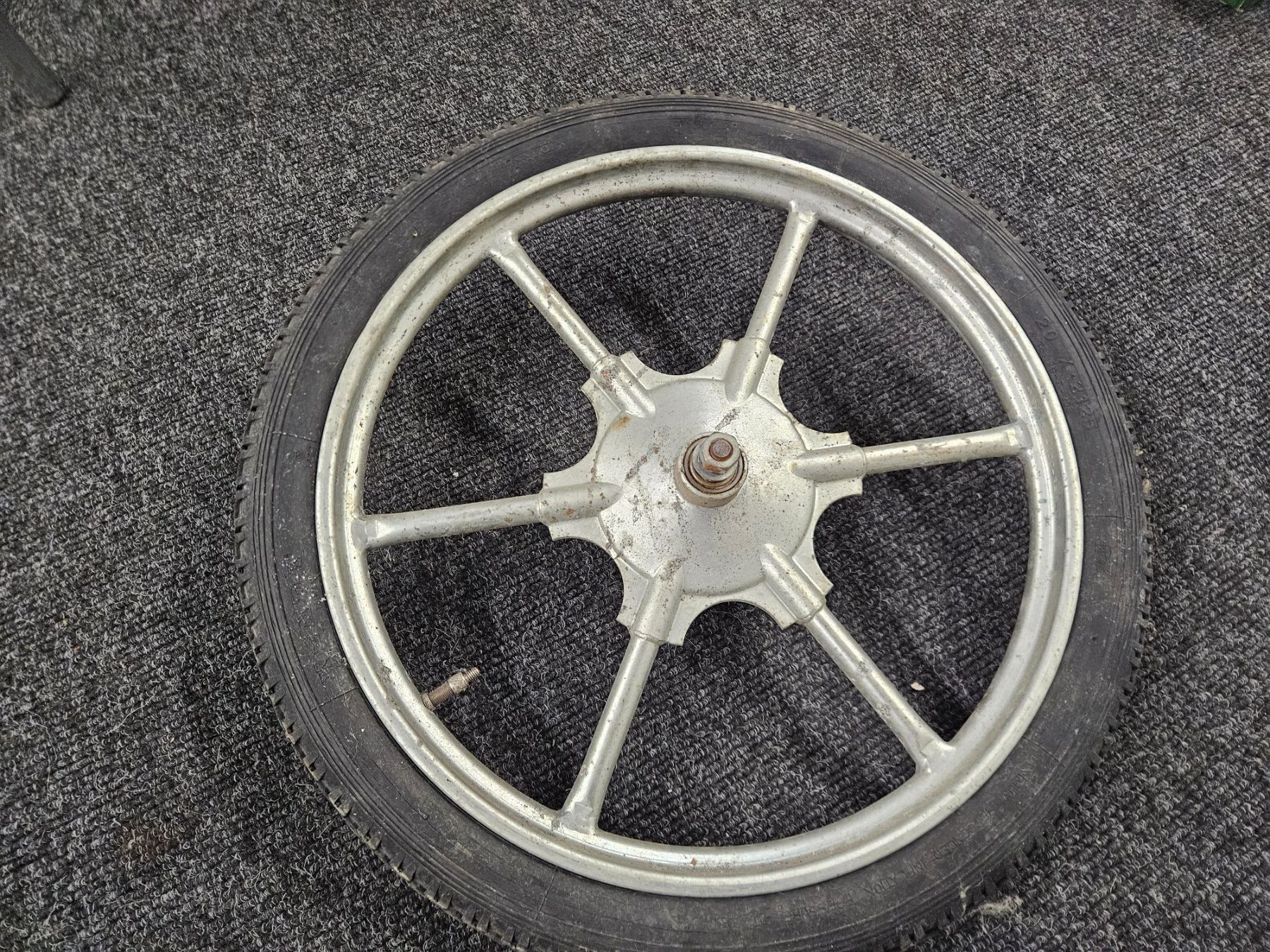 Pneumatici & Ruote complete: Mofa Anhänger Radsatz – Usato da Mellingen venduto da Mech-Service 1