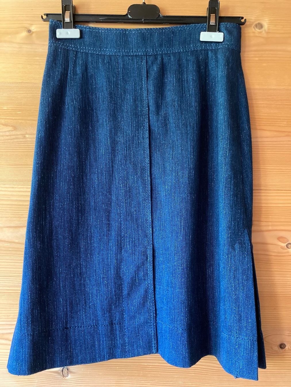 Akris Gonne: Jeansrock von Akris Punto Gr.34 – Usato da Waldstatt venduto da stz_7d7q 2