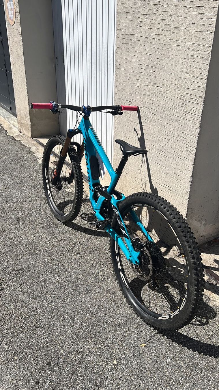Specialized Biciclette: Specialized Enduro Comp 2021 - Custom – Usato da Adliswil venduto da alb_vym5 1