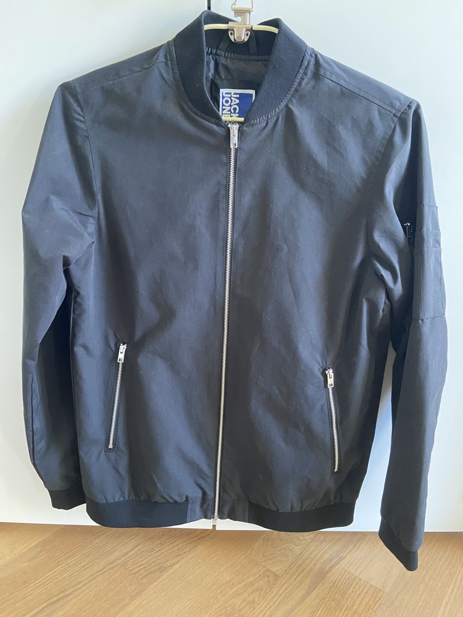 Jack & Jones Giacche & Cappotti: Dünne Bombeejacke Gr 164, quasi neu – Usato da Zürich venduto da bia_8hxd 1