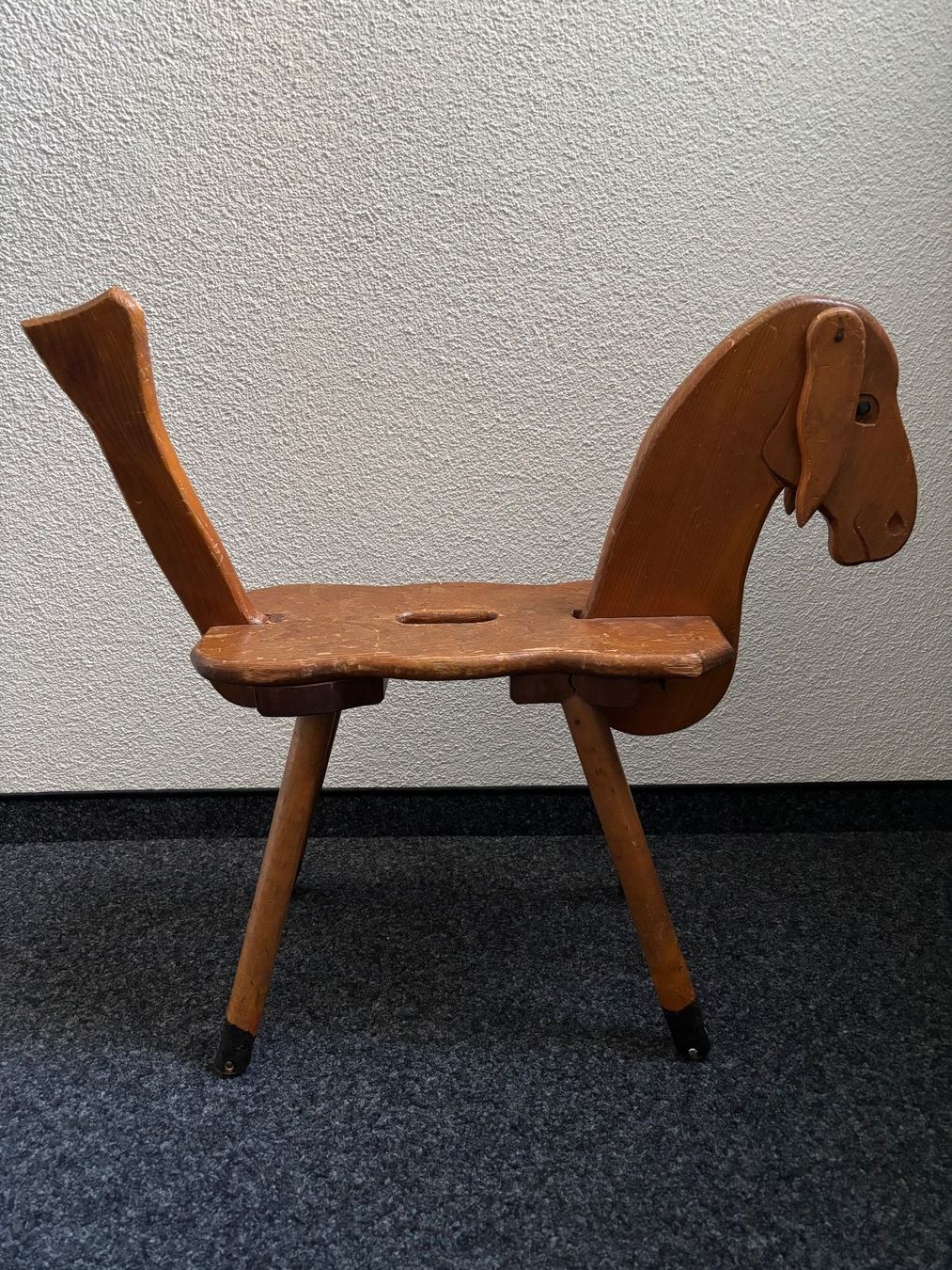 Sgabelli: Hocker anthroposophisch Waldorf Steiner Schule Designklassik – Usato da rotkreuz venduto da baudisch 3