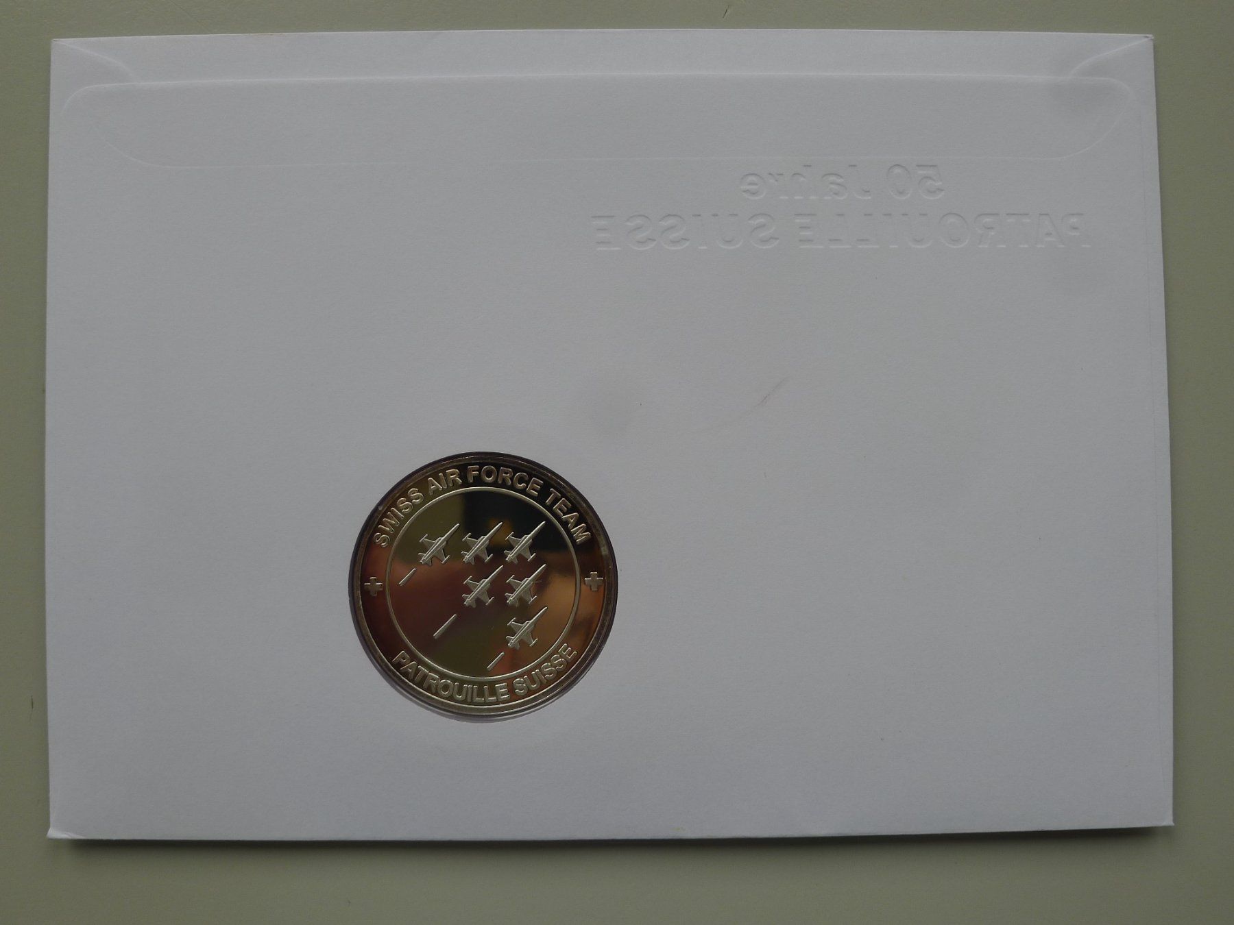 Tutti i francobolli: 2011, Numisbrief "Bye bye Hunter" 50 Jahre Patrouille Suisse – Usato da Sursee venduto da Luzernerraute 3