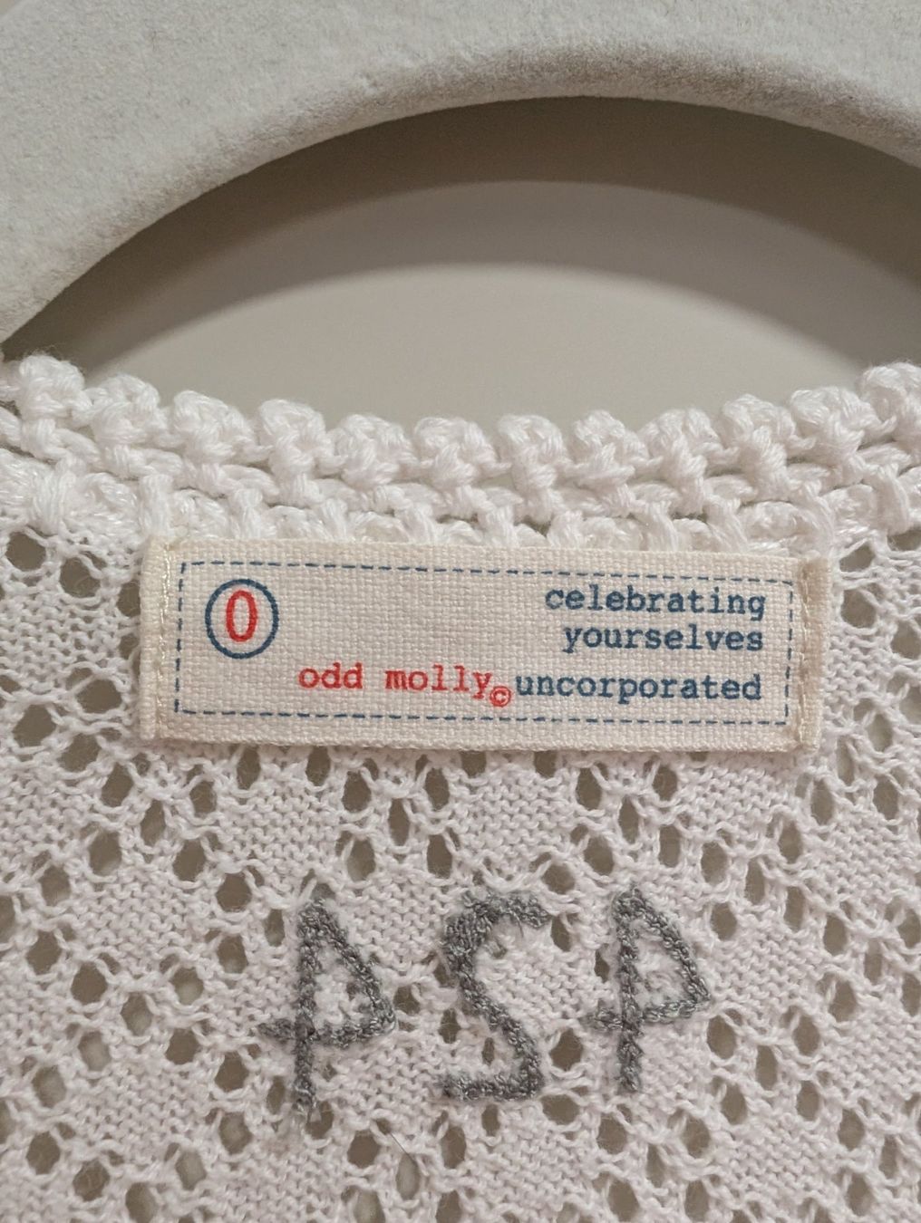 Odd Molly Giacche: Boho Strickjacke Odd Molly weiss Grösse 0/XS – Usato da Dübendorf venduto da FIREANDICE_G60 5