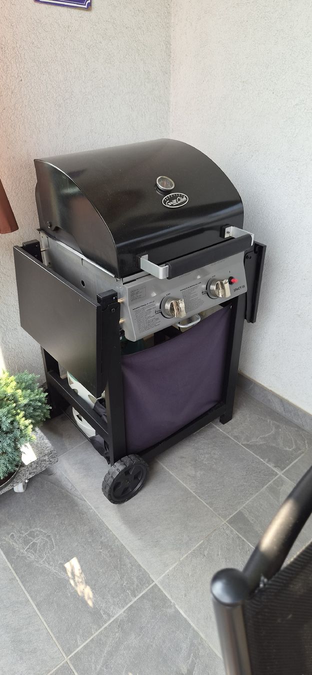 Griglie: gasgrill gebraucht – Usato da Münsingen venduto da Mwyssenbach