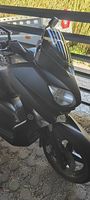 Scooter Yamaha Momo Design