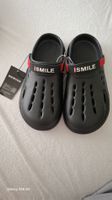 Neue schwarze Clogs, Größe 44-45